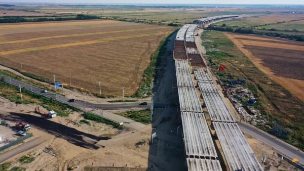 Autostrada Ploiești-Buzău: Lucrările pe Lotul 3 avansează rapid, podul peste CF aproape finalizat