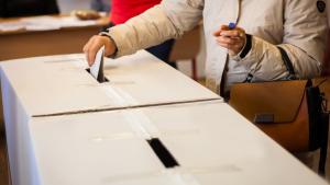 Au început înscrierile pentru votul în străinătate la alegerile prezidențiale din luna mai