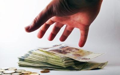 Cămătarii nu vor mai rămâne cu banii!