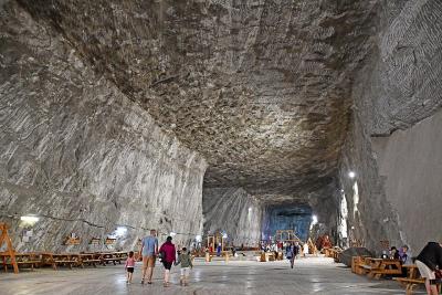 Un lac artificial cu apă sărată ar putea să apară în apropiere de Salina Praid