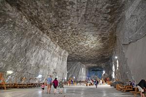 Un lac artificial cu apă sărată ar putea să apară în apropiere de Salina Praid