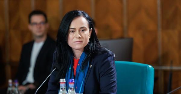 Ministerul Muncii. Peste 3,8 milioane de pensionari primesc pensii mai mari din această lună! Nicio pensie nu scade!