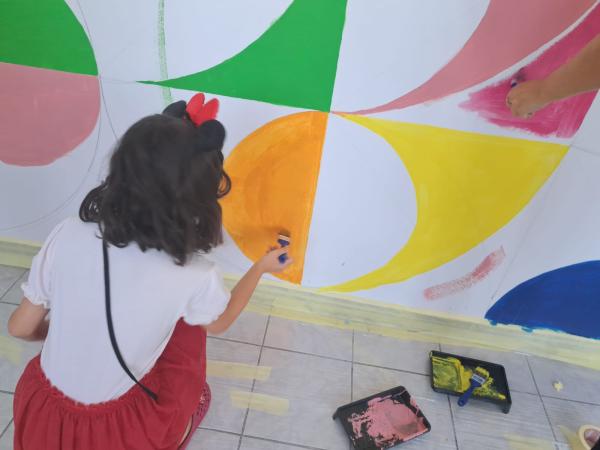 Două centre pentru copii din Constanța &icirc;nsuflețite prin artă