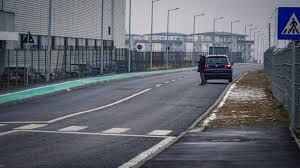 Pentru fluidizarea circulației în Sibiu, o stradă în modernizare a fost redată traficului