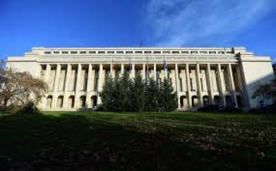 Proiectul ”Mame cu brațe goale”. Palatul Victoria va fi iluminat în culorile roz și bleu