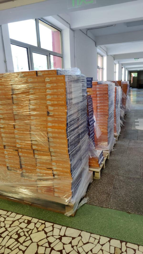 Buzăul &bdquo;s-a pus cu burta pe carte&rdquo;