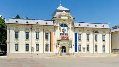 Modernizarea infrastructurii educaționale, importantă pentru municipiul Caracal