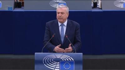 De ce plătesc rom&acirc;nii cel mai scump curent din Uniunea Europeană: blocajele pe interconectoare și speculațiile ridică prețurile