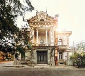 S-a încheiat lucrarea de consolidare și reabilitare a Bibliotecii Franceze „Omnia” – Casa Pleșia din Craiova