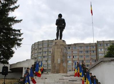 Ceremonie la „Monumentul Ostașului Român”din Sfântu Gheorghe
