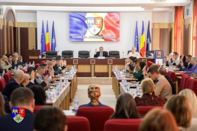 Primăriile din Vrancea au primit finanțare, de sf&acirc;rșit de an, pentru copiii din județ