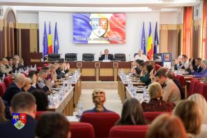 Primăriile din Vrancea au primit finanțare, de sfârșit de an, pentru copiii din județ