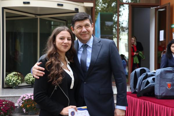 Costel Fotea: &bdquo;Nicio criză nu trebuie să-i afecteze pe copiii care obțin rezultate excepționale&rdquo;