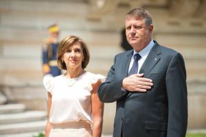 Soții Iohannis, somați de Primăria Sibiu pentru restanțe la taxe locale